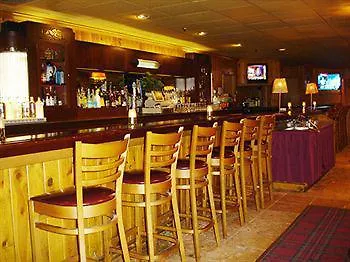 Hotel Ramada By Wyndham Waukegan/great Lakes